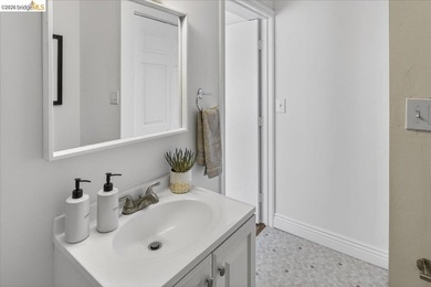 This beautiful Longfellow bungalow lives like a single family - photo 20