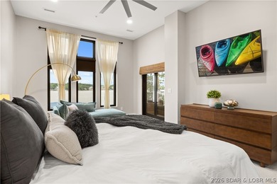 Welcome to the Exclusive Shores of Shawnee Bend, the Epitome of - photo 23
