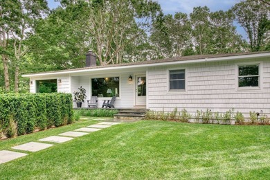 Nestled just one mile from the heart of Sag Harbor Village, this - photo 23
