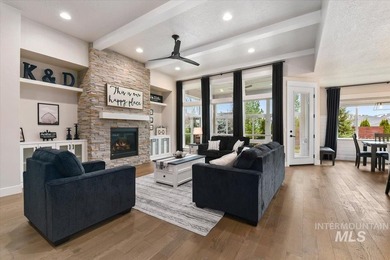 Welcome to this stunning single-level home with a separate - photo 6