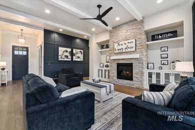 Welcome to this stunning single-level home with a separate - photo 7