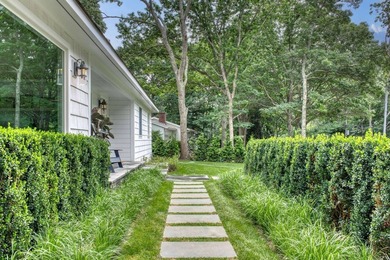 Nestled just one mile from the heart of Sag Harbor Village, this - photo 27