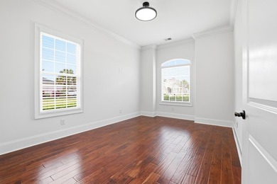 Beautiful 4 bedroom, 3 bath Mediterranean-style home located in - photo 30