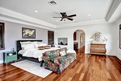 Large Coral Ridge estate home built new in 2008. Over 5,100 sq - photo 35