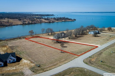 Lakefront acreage - Dockable shoreline - Gated Admiral Shores on - photo 4