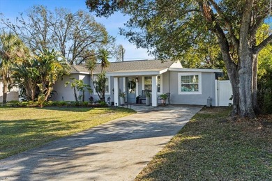 Experience refined living in the heart of South Tampa. This - photo 3