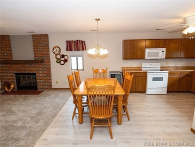 Cozy 2-bedroom, 2-bath condo located just 1 mile from Spaulding - photo 16