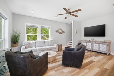 t 1/2 mile from the beach, this adorable 4-year-young cottage - photo 17