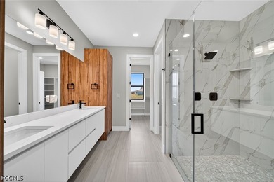 Beautiful new construction home in the heart of Cape Coral - photo 21