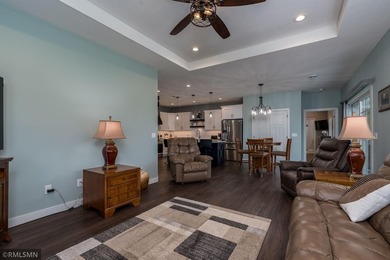 Charming 3-bedroom, 2-bathroom patio home has a heated 2.5 stall - photo 22