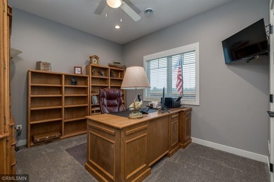 Charming 3-bedroom, 2-bathroom patio home has a heated 2.5 stall - photo 24