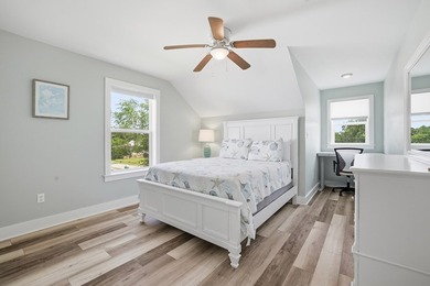t 1/2 mile from the beach, this adorable 4-year-young cottage - photo 30