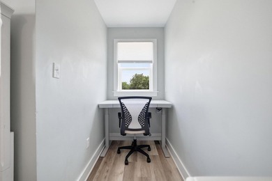 t 1/2 mile from the beach, this adorable 4-year-young cottage - photo 32