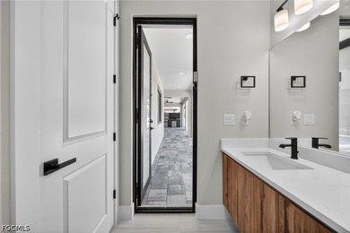 Beautiful new construction home in the heart of Cape Coral - photo 33