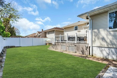 Mint expanded Center Hall Split in the desirable Village of - photo 34