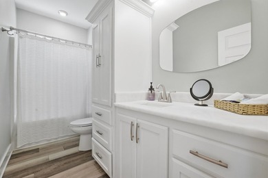 t 1/2 mile from the beach, this adorable 4-year-young cottage - photo 34