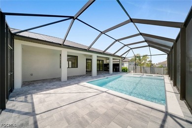 Beautiful new construction home in the heart of Cape Coral - photo 38