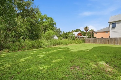 t 1/2 mile from the beach, this adorable 4-year-young cottage - photo 40