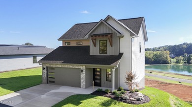 (private lake, pond, creek) Home For Sale in Morristown Tennessee