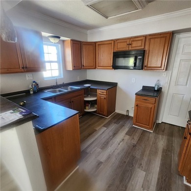 Come view this charming 2 bedroom 1 bath home with living room - photo 3