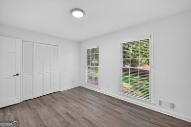Searching for the perfect low-maintenance ranch home in North - photo 16