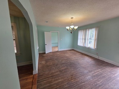 This is a spacious home situated on a 0.39-acre lot. The yard is - photo 6
