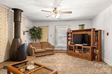 Location, character and charm are all included with this - photo 18