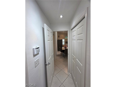 MOVE IN READY!!! This beautiful split plan 2Bd/2B Renovated and - photo 19