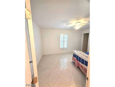 MOVE IN READY!!! This beautiful split plan 2Bd/2B Renovated and - photo 22