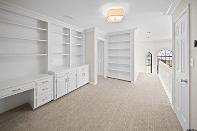 Located in Hollytree & perfectly positioned on a large corner - photo 22