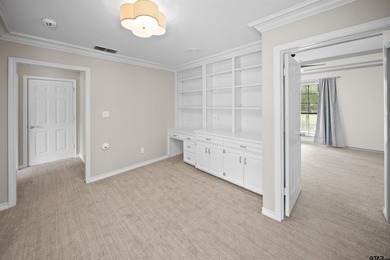 Located in Hollytree & perfectly positioned on a large corner - photo 23