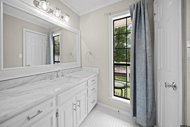 Located in Hollytree & perfectly positioned on a large corner - photo 26