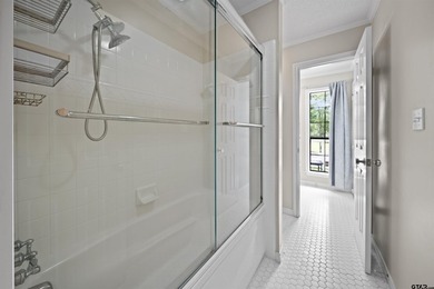 Located in Hollytree & perfectly positioned on a large corner - photo 27