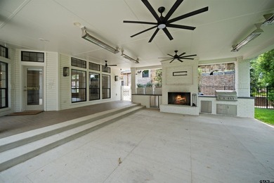 Located in Hollytree & perfectly positioned on a large corner - photo 33