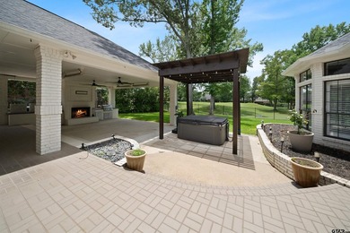 Located in Hollytree & perfectly positioned on a large corner - photo 35