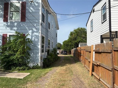 Discover a fantastic investment opportunity positioned in the - photo 3