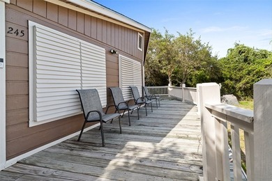 Embrace the laid-back coastal lifestyle in this darling - photo 8