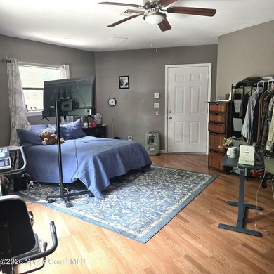 Home with good bones and newer systems on a large oversized - photo 2