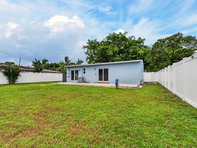 Charming and beautifully updated 3-bedroom, 2-bath residence - photo 12