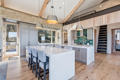1136 Steamboat Boulevard is a striking architectural statement - photo 12
