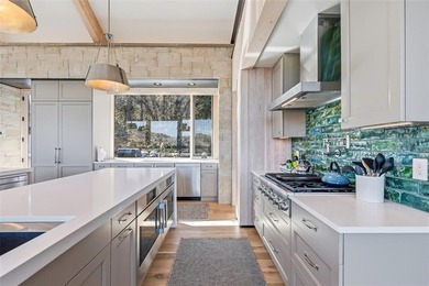 1136 Steamboat Boulevard is a striking architectural statement - photo 13