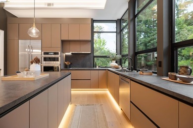 Thoughtfully crafted to embrace its natural setting, 1667 - photo 16