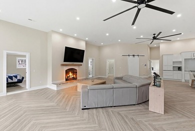 Welcome to Three Springs Retreat, a rare opportunity to own - photo 19