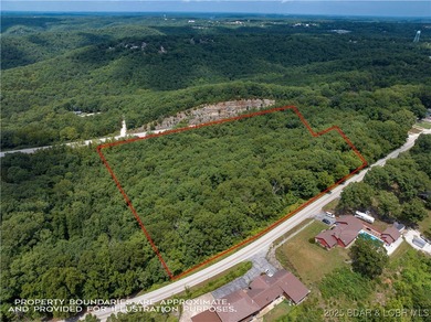 Lake of the Ozarks Acreage For Sale in Camdenton Missouri