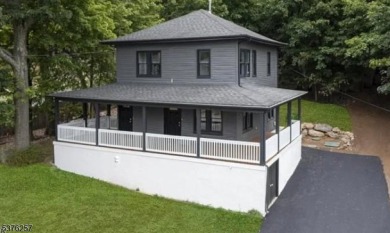 Lake Home For Sale in Hopatcong, New Jersey