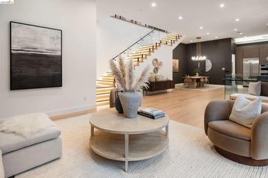 Thoughtfully crafted to embrace its natural setting, 1667 - photo 22