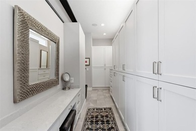 1136 Steamboat Boulevard is a striking architectural statement - photo 22