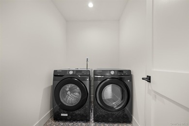 Brand-New Contemporary Construction - Certificate of Occupancy - photo 31