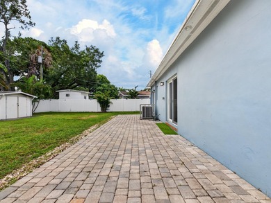 Charming and beautifully updated 3-bedroom, 2-bath residence - photo 32
