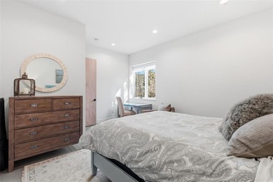 1136 Steamboat Boulevard is a striking architectural statement - photo 36